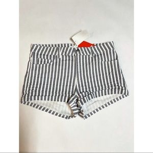 Navy stripped shorts